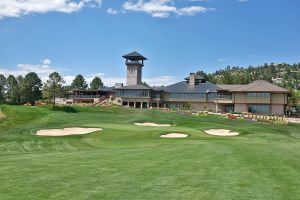 Castle Pines 18th Approach